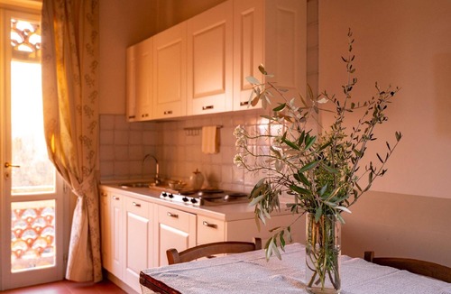 Santa Veneranda Apartment | Panoramic three-room apartment with terrace and summer pool