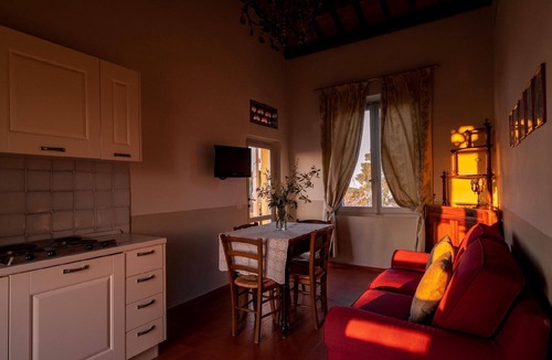 Santa Veneranda Apartment | Panoramic three-room apartment with terrace and summer pool
