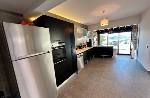 Bitez Villa | Panoramic Triplex with Jacuzzi