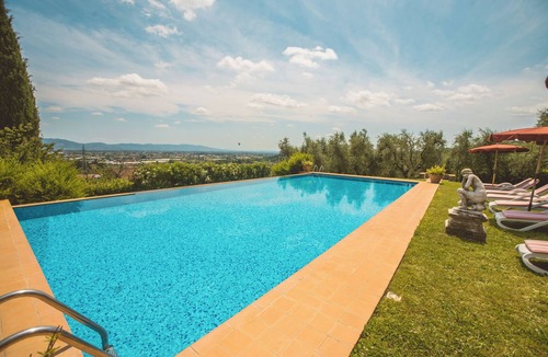 Montecarlo Villa | Panoramic Tuscan villa with infinity pool, exclusive use, private garden