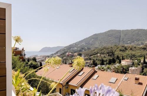 Alassio Apartment | Panoramic View Apartment