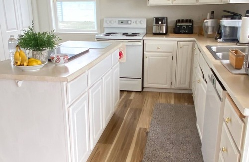 Camano Island Apartment | Panoramic View/Beach access 1-bedroom apartment on Camano Island