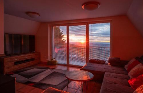 Hocko Pohorje House | Panoramic View Cottage House - Private Wellness Retreat