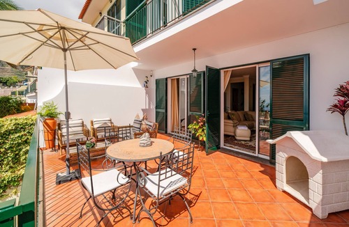 Camara de Lobos House | Panoramic views of sea | Moradia Falesia