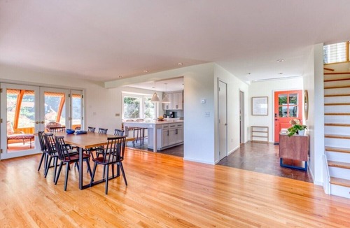 West Stockbridge House | Panoramic Views, Indoor Pool by Evergreen Home