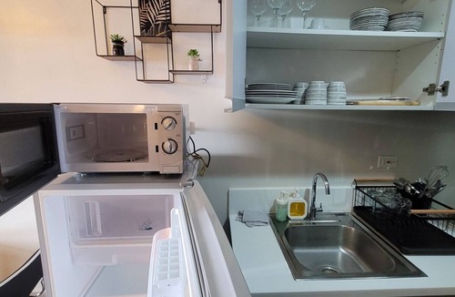 San Antonio Condo | Panoramic View w/Balcony Near Airport & Sky Way - 2932