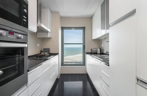 Parque das Nacoes Apartment | Panoramic View w/Elevator & View | Biz Traveler