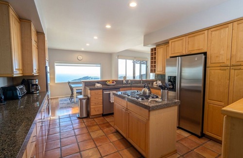 Malibu Villa | Panoramic views 5BR Hot tub