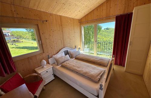 Castel San Pietro Apartment | Panoramic views on Monte Generoso, peace & nature
