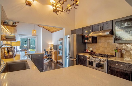 Elkhorn Village Condo | Panoramic Views! Designer`s Condo on Golf Course W/resort Amenities