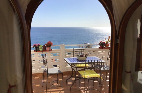 San Jose Villa | Panoramic views from stylish air-conditioned home in the heart of San José