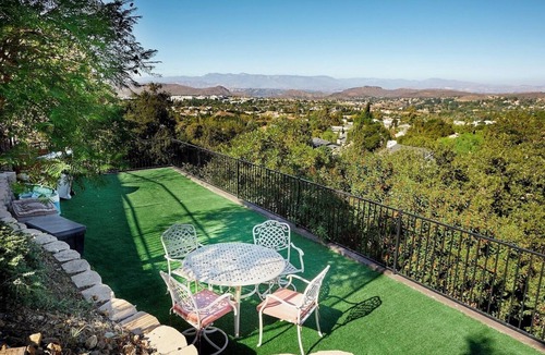 Thousand Oaks House | Panoramic Views, Hot tub, Sauna, EV chargers, Parking, Table Tennis, Fway close.