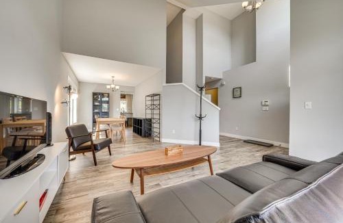 Highland Park House | Panoramic Views! Hilltop Haven 6 Mi to Lumen Field