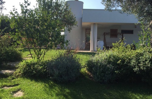 Polignano a Mare Villa | Panoramic villa on coastal stretch north of Polignano a Mare.
