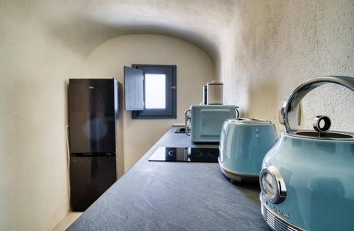 Akrotiri Villa | Panoramic Villa in Akrotiri with Stunning Views