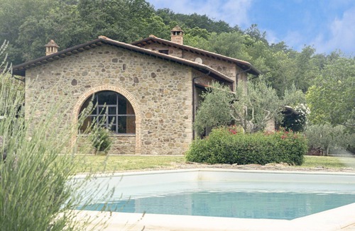 San Leo Bastia House | Panoramic villa between Umbria and Tuscany