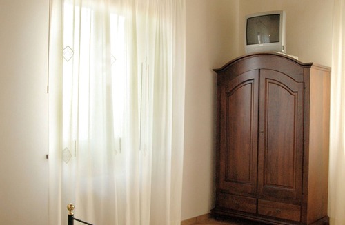 Loro Piceno House | Panoramic villa with pool in the heart of Marche region