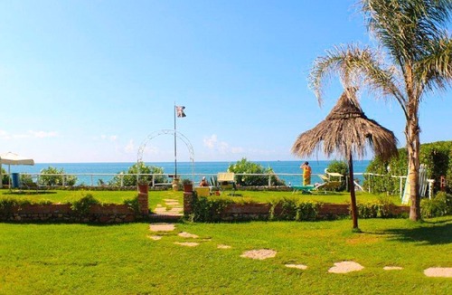 Gianola Apartment | 💗 PANORAMIC WALK BEACH 2 BEDROOMS 2 BATHROOMS ❄️ AREA COND TERRACE Wi-FI