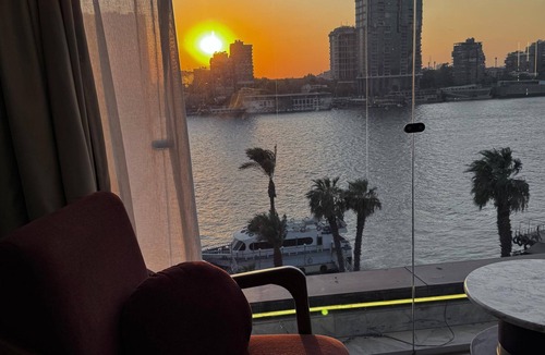Al Manial Apartment | Panoramic Waterfront Masterpiece Abdelaziz Alsaoud