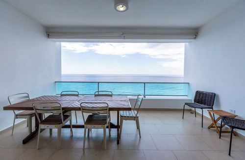 Villas Del Mar Apartment | PanoramicView| Beachfront| Fast WiFi| FullKitchen