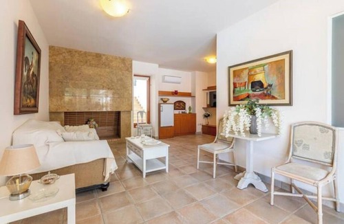 Rodhia Villa | Pantanassa Palm Tree Mansion & Pantanassa Palm Tree Villa