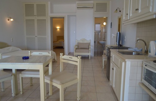 Agios Ioannis House | Panthea Residence