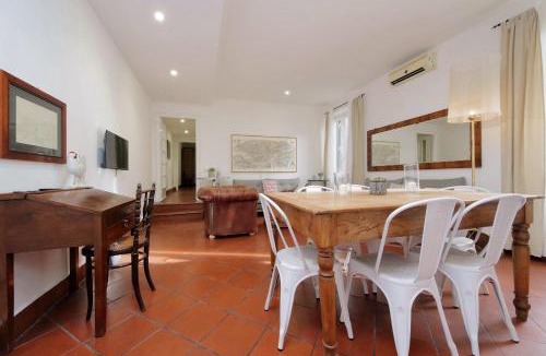 Rome City Centre Apartment | Pantheon 2 Bedrooms