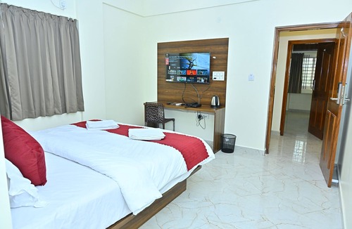 Chikkajala Hotel | Panvith Suits