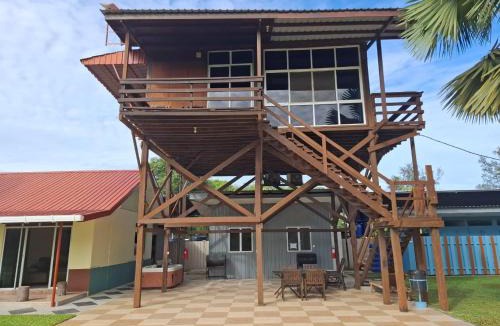 Papar Cabin | Papar Beachfront View