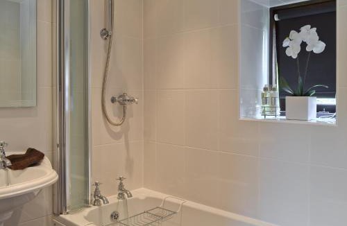 Thirsk House | Paper Mill Cottage