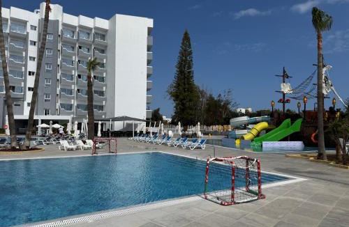 Pernera Hotel | Papouis Protaras Hotel