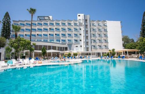 Pernera Hotel | Papouis Protaras Hotel