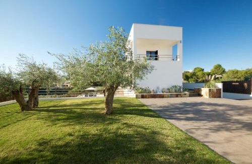 L'Ampolla Villa | Parabellum