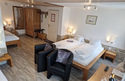 Leukerbad Hotel | Paradis