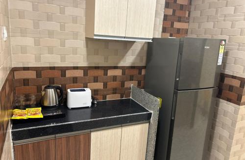 Thane West Apartment | Paradise 142 - Just Different near Hiranandani