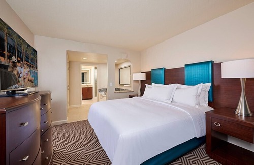 Winchester Hotel | Paradise, a Hilton Grand Vacations Club near the Las Vegas Convention Center