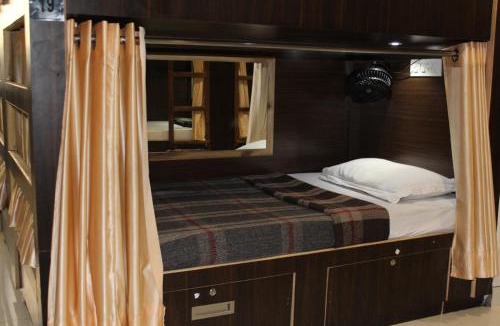 Bareilly Hostel | PARADISE AC DORMITORY