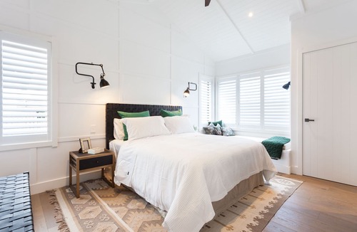 Papamoa Beach Bed & Breakfast | Paradise Beach Barn One Luxury Accommodation Papamoa