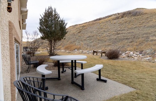 Lethbridge Condo | Paradise Canyon Golf Resort - Luxury Condo M409