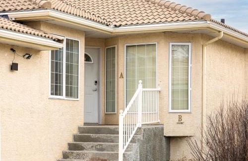 Lethbridge Villa | Paradise Canyon Golf Resort - Signature Villa 382