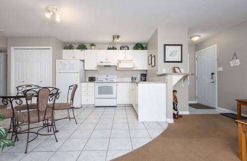 Lethbridge Apartment | Paradise Canyon Golf Resort - Luxury Condo M405