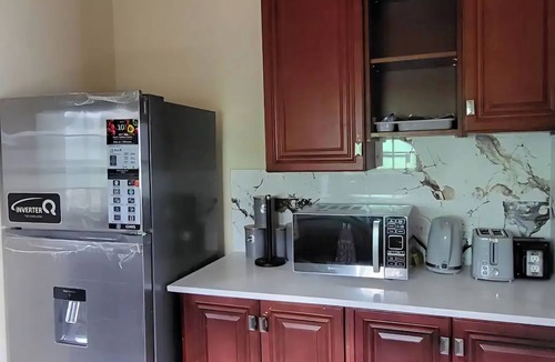 Saint Paul Parish House | Paradise Escape