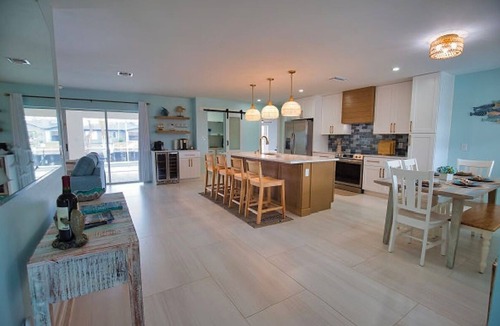 Punta Gorda House | Paradise found at Dolphin Dream House! Enjoy sea life passing boats private pool