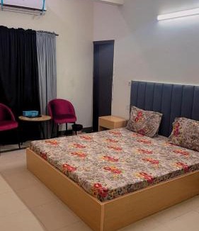PECHS Hotel | Paradise hotel