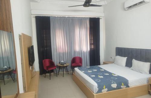 PECHS Hotel | Paradise hotel