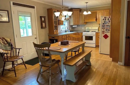 Jersey Shore Cabin | Paradise in Pine Creek - Amazing 3BR Cabin in the Heart of the Pine Creek Valley