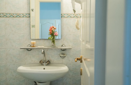 Paleokastritsa Hotel | Paradise Inn