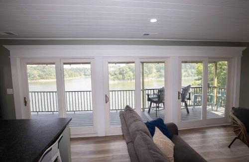 Lancaster House | Paradise Key