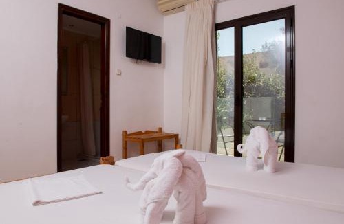 Matala Hotel | Paradise Matala Hotel