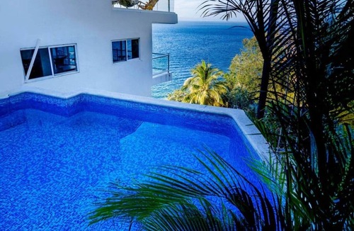 Boca de Tomatlan Villa | Paradise Mismaloya Arrecife Villa